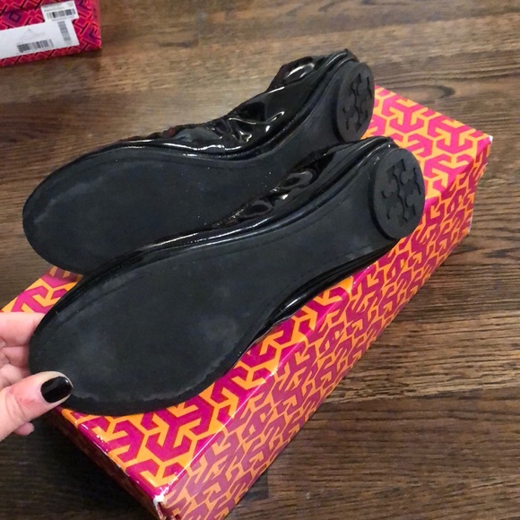 Tory Burch Bow Ballet Flats - Picture 4 of 4